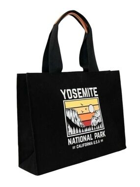 TWIG AND ARROW Yosemite National Park Black Canvas Tote with Sunset Graphic